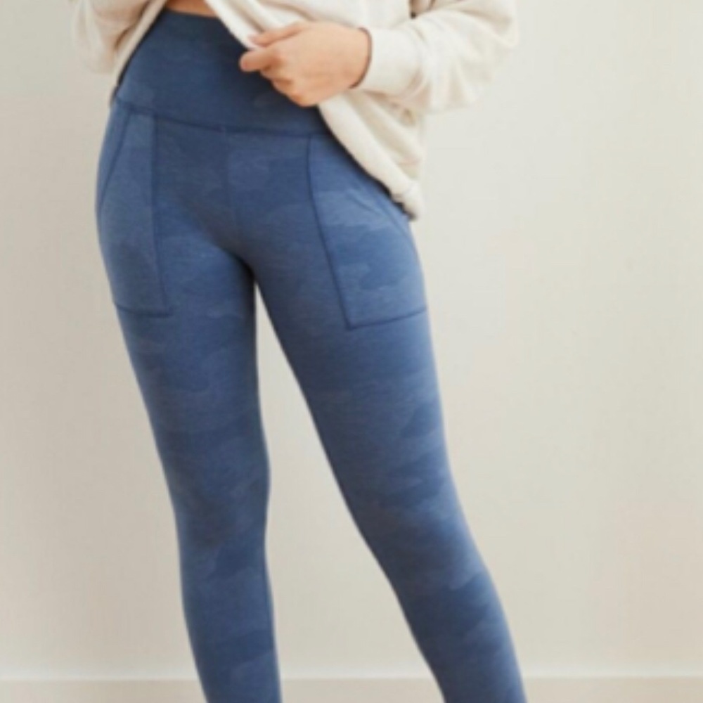 Aerie Blue Camo Pocket Leggings